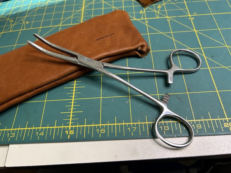 Tool for turning small fabric pieces
